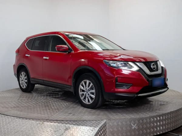 Nissan X-Trail X-Trail 2.5 Sense 4x2 3row Cvt At 5p año 2023 Nissan X-Trail X-Trail 2.5 Sense 4x2 3row Cvt At 5p año 2023