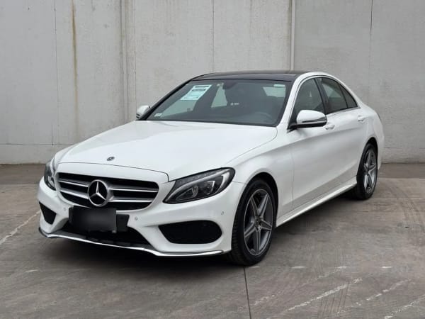Mercedes-Benz C 300 2.0t año 2018 Mercedes-Benz C 300 2.0t año 2018