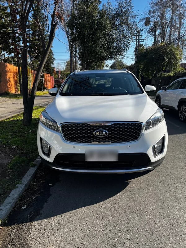 KIA MOTORS SORENTO Sorento Ex 2.4l Gsl 6at 4x2 6ab año 2017 KIA MOTORS SORENTO Sorento Ex 2.4l Gsl 6at 4x2 6ab año 2017