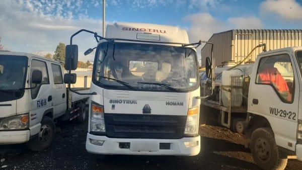 Sinotruk HOMAN 612.i 1217 C No Sé La Versión año 2022