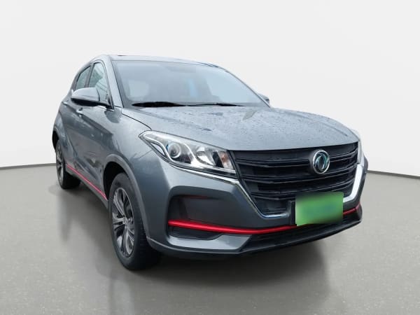 DFSK 500 1.5 Luxury 4x2 Mt 5p año 2023 DFSK 500 1.5 Luxury 4x2 Mt 5p año 2023