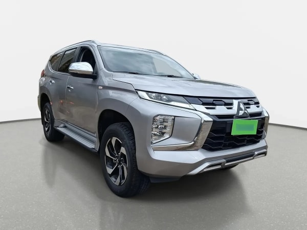Mitsubishi Montero Sport 3.0 4x2 At 5p año 2025