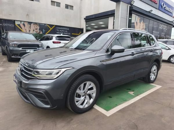 Volkswagen Tiguan 1.4 Tsi Comfortline año 2022 Volkswagen Tiguan 1.4 Tsi Comfortline año 2022