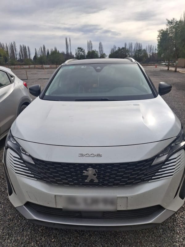 PEUGEOT 3008 1.5 Active Bluehdi 130 Mt Diesel año 2023 PEUGEOT 3008 1.5 Active Bluehdi 130 Mt Diesel año 2023