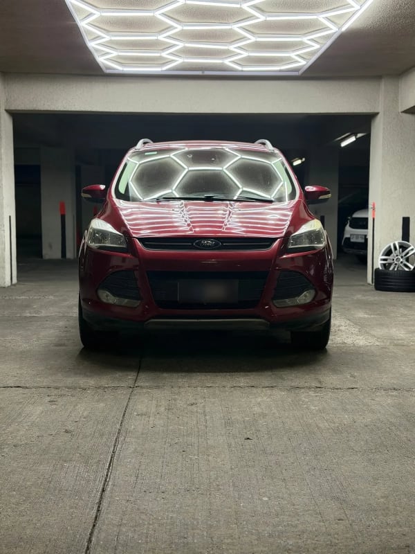 FORD ESCAPE 2.5 S At 4x2 año 2016 FORD ESCAPE 2.5 S At 4x2 año 2016