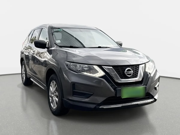 Nissan X-Trail 2.5 Sense 4x2 3row Cvt At 5p año 2021 Nissan X-Trail 2.5 Sense 4x2 3row Cvt At 5p año 2021