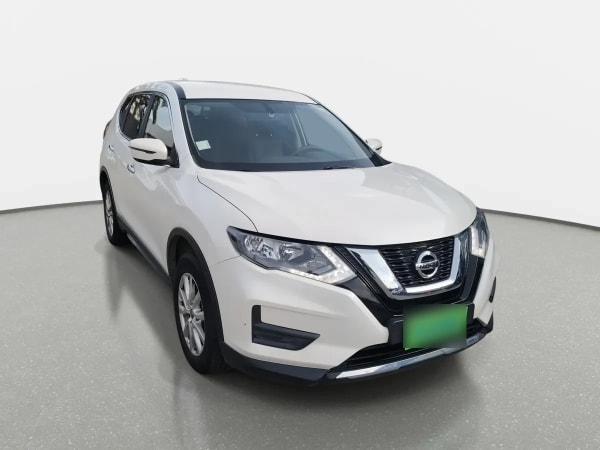 Nissan X-Trail 2.5 Sense Mc 4x2 3row Cvt At 5p año 2021 Nissan X-Trail 2.5 Sense Mc 4x2 3row Cvt At 5p año 2021
