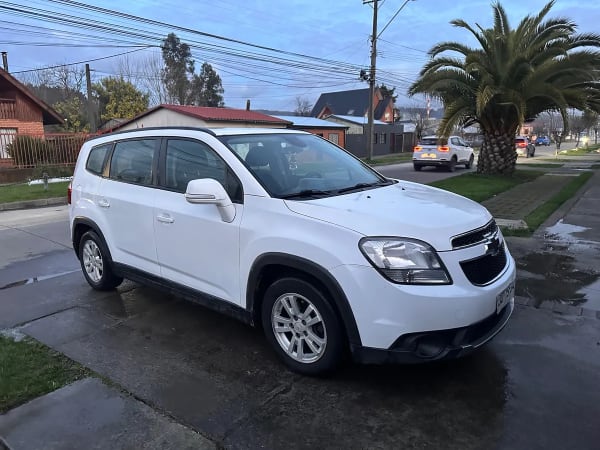 CHEVROLET ORLANDO 2.0 Dsl Ls 6mt año 2017