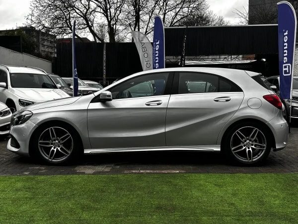 MERCEDES BENZ A200 2.1 At Diesel año 2019 MERCEDES BENZ A200 2.1 At Diesel año 2019