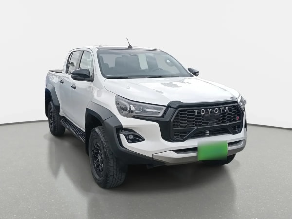 Toyota Hilux 2.8 Gr-S Diesel 4x4 Dob. Cab. At 4p año 2024