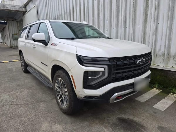 Chevrolet Suburban 5.3l Z71 Awd At 5p año 2026
