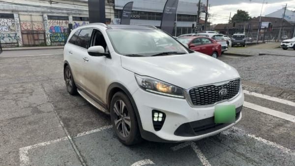 Kia Sorento 2.4 Gtl 2wd Special Pack At6 5p año 2020 Kia Sorento 2.4 Gtl 2wd Special Pack At6 5p año 2020