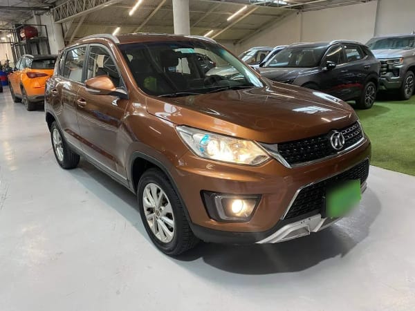 BAIC X35 1.5 Luxury 4x2 Mt 5p año 2019 BAIC X35 1.5 Luxury 4x2 Mt 5p año 2019