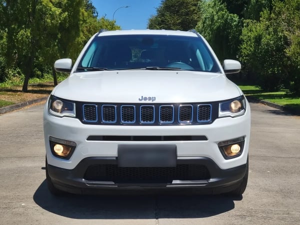 JEEP COMPASS 2.4 Sport At año 2021 JEEP COMPASS 2.4 Sport At año 2021
