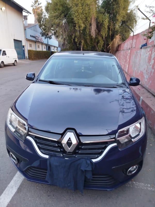 RENAULT SYMBOL 1.6 Intens Tech Mt año 2017
