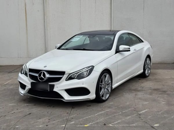 Mercedes-Benz E 400 Coupé Look Amg año 2015