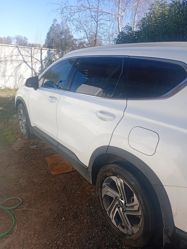 HYUNDAI SANTA FE 2.2 Crdi Limited Fl At 4x4 Diesel año 2022 HYUNDAI SANTA FE 2.2 Crdi Limited Fl At 4x4 Diesel año 2022