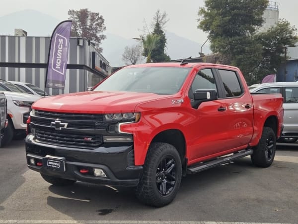 Chevrolet Silverado 5.3 Cc Lt Trailboss Z71 At 4x4 año 2021 Chevrolet Silverado 5.3 Cc Lt Trailboss Z71 At 4x4 año 2021