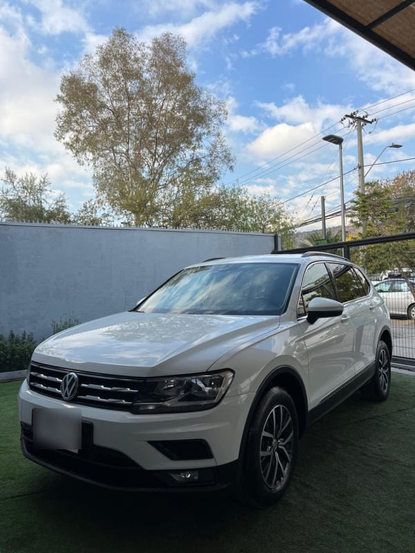 Volkswagen Tiguan 2.0 Tdi Dsg Comfortline 7a 4motion año 2019 Volkswagen Tiguan 2.0 Tdi Dsg Comfortline 7a 4motion año 2019