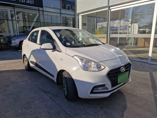 Hyundai Grand I10 1.2l Gls Full Abs Ac 2ab 5mt 4p año 2018 Hyundai Grand I10 1.2l Gls Full Abs Ac 2ab 5mt 4p año 2018