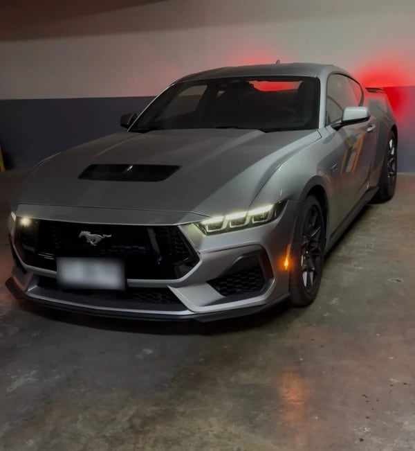 FORD MUSTANG 5.0 Gt Premium At año 2024 FORD MUSTANG 5.0 Gt Premium At año 2024