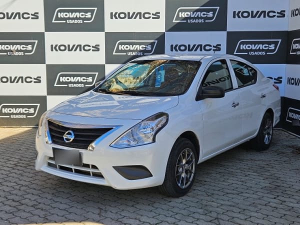 Nissan Versa 1.6 V-Drive Mt año 2022