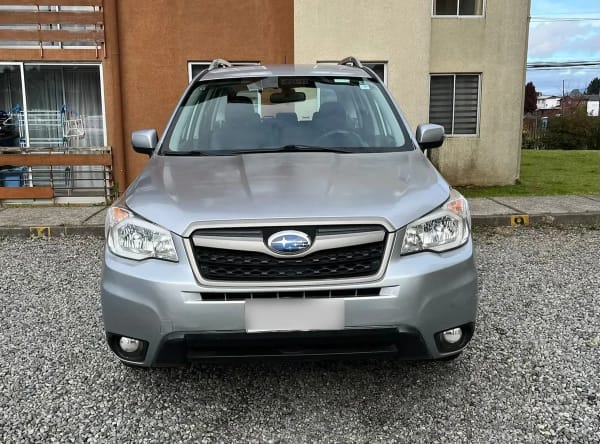 Subaru Forester 2.5 Cvt Dynamic At 4x4 año 2015 Subaru Forester 2.5 Cvt Dynamic At 4x4 año 2015
