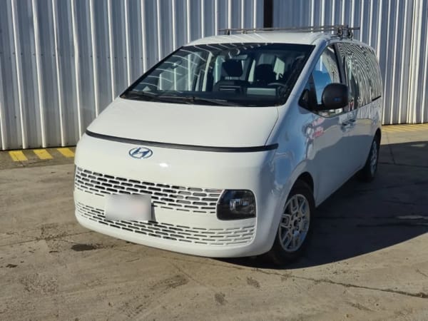 Hyundai Staria Furgón Us4 Mb 2.2 Crdi At año 2024