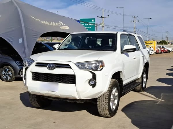 Toyota 4runner 4runner 4x4 Sr5 At año 2021