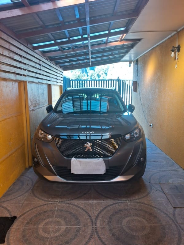 PEUGEOT 2008 1.5 Gt-Line Bluehdi 130 At Diesel año 2022 PEUGEOT 2008 1.5 Gt-Line Bluehdi 130 At Diesel año 2022