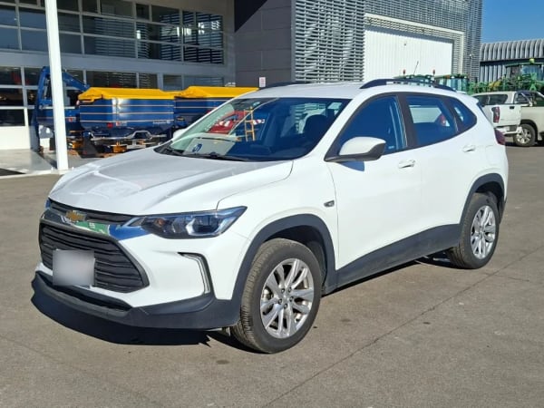 Chevrolet Tracker 1.2t Ltz R 4x2 At 5p año 2025