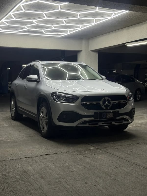 MERCEDES BENZ GLA200 Otra año 2022