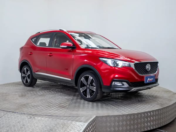 MG Zs 1.5 Com At año 2024 MG Zs 1.5 Com At año 2024