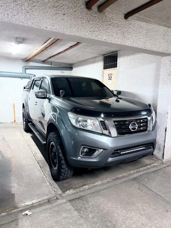 NISSAN NP300 2.3 Dsl Dc Le Mt 4wd año 2018