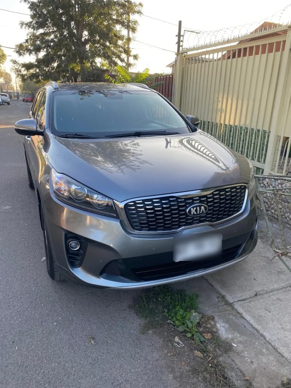 KIA MOTORS SORENTO 2.2 Ex Full At 4x4 Diesel año 2018 KIA MOTORS SORENTO 2.2 Ex Full At 4x4 Diesel año 2018