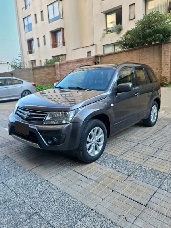 Suzuki Grand Nomade Otra año 2013 Suzuki Grand Nomade Otra año 2013