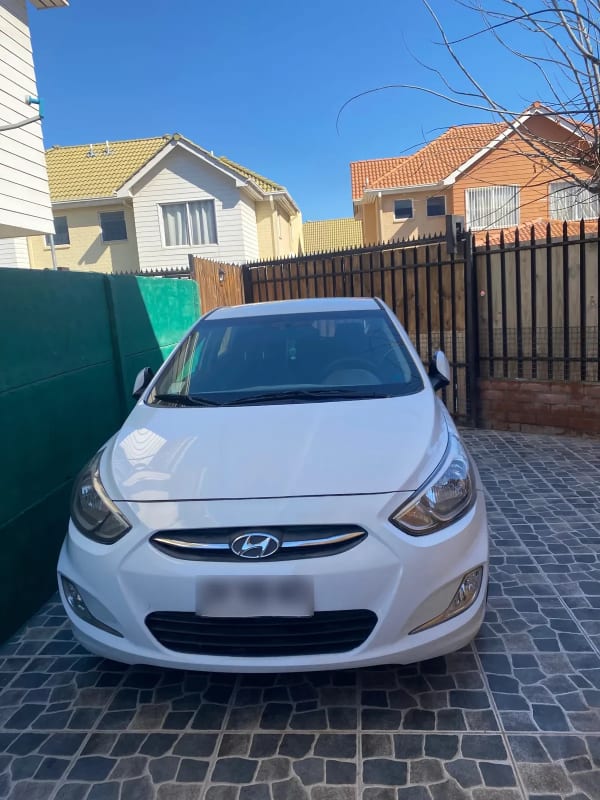 HYUNDAI ACCENT 1.4 Sdn Rb Gl 2ab Mt año 2018