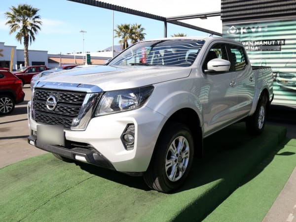 Nissan Navara 2.3 At 4x4 Diesel año 2022 Nissan Navara 2.3 At 4x4 Diesel año 2022