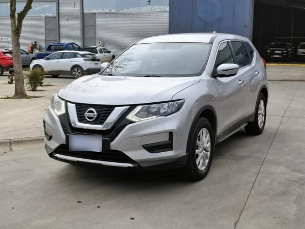 Nissan X-Trail X-Trail Sense 2.5 At 4x2 3f año 2021 Nissan X-Trail X-Trail Sense 2.5 At 4x2 3f año 2021