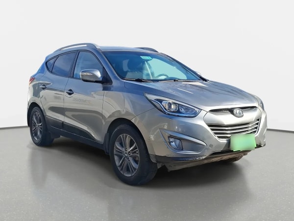 Hyundai Tucson 2.0 Gl Crdi Diesel 4wd Lm Pe At 5p año 2016