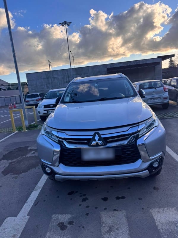 Mitsubishi Montero Sport 3.0 At 4x2 año 2020 Mitsubishi Montero Sport 3.0 At 4x2 año 2020