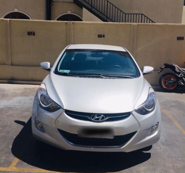 HYUNDAI ELANTRA 1.6 Md Gls Ac 2ab Abs Mt año 2012 HYUNDAI ELANTRA 1.6 Md Gls Ac 2ab Abs Mt año 2012