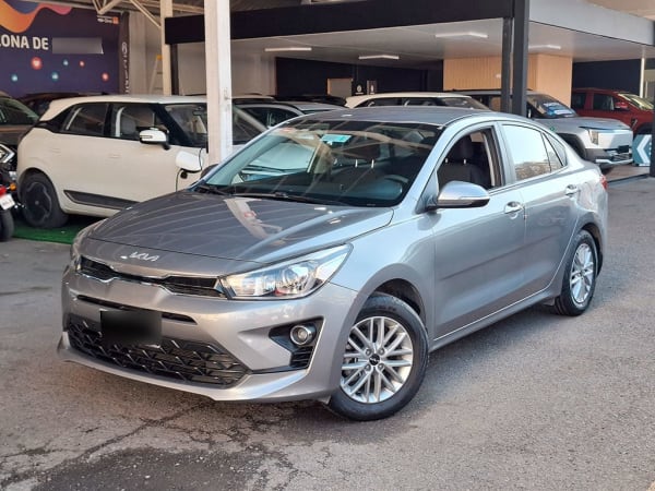 Kia Rio 4 Ex 1.4l 6mt Ci Full año 2023 Kia Rio 4 Ex 1.4l 6mt Ci Full año 2023