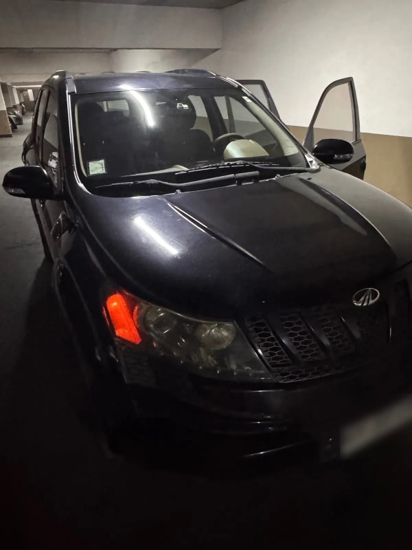 MAHINDRA XUV500 2.2 Crde Limited E5 Mt 4x2 Diesel año 2015