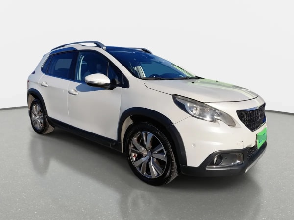 Peugeot 2008 1.2 Allure Pack Puretech 4x2 110hp Eat6 5p año 2018 Peugeot 2008 1.2 Allure Pack Puretech 4x2 110hp Eat6 5p año 2018