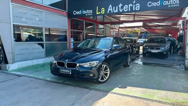 BMW 320i Lci 2.0 Automático año 2016