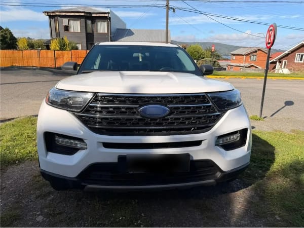 FORD EXPLORER 2.3 Ecoboost At año 2021 FORD EXPLORER 2.3 Ecoboost At año 2021