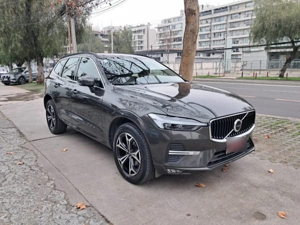 VOLVO XC60 2.0 B5 Momentum At 4x4 Hibrido año 2022