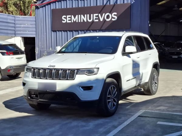Jeep Grand Cherokee 3.6 Laredo 4x2 At 5p año 2020