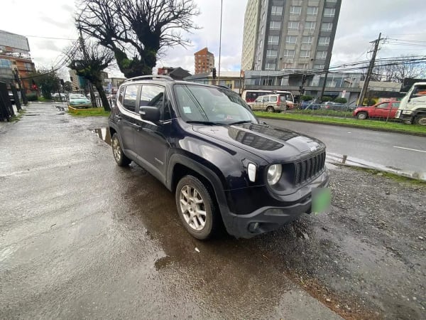 Jeep Renegade 1.8 Sport 4x2 Mt 5p año 2022 Jeep Renegade 1.8 Sport 4x2 Mt 5p año 2022